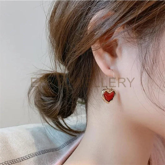 Korea-New-Fashion-Wine-Red-Love-Ear-Ring-Simple-Elegant-Internet-Celebrity-Distinctive-Earrings-Ear-Jewelry-2.jpg
