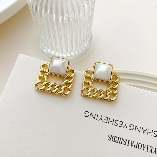 1-Pair-Elegant-Classic-Style-Streetwear-Square-Inlay-Alloy-Artificial-Pearls-Ear-Studs.jpg