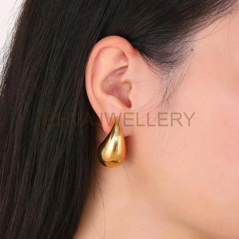 1-Pair-Modern-Style-Water-Droplets-Plating-Stainless-Steel-18K-Gold-Plated-Ear-Studs-2.jpg